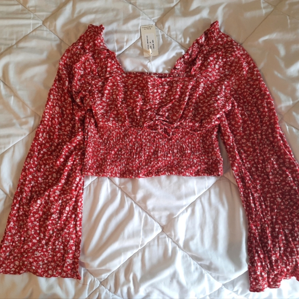 Floral Smocked Long Sleeve Crop Top